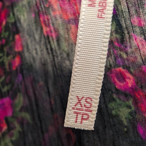 Free People Daisy Fields Floral Sheer Top / Duster Size: XS - Picture 13 of 13